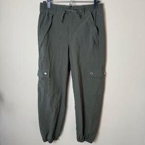 Cabi Quantum Cargo Pants Womens XS Extra Small Army Green Joggers Utility 4511